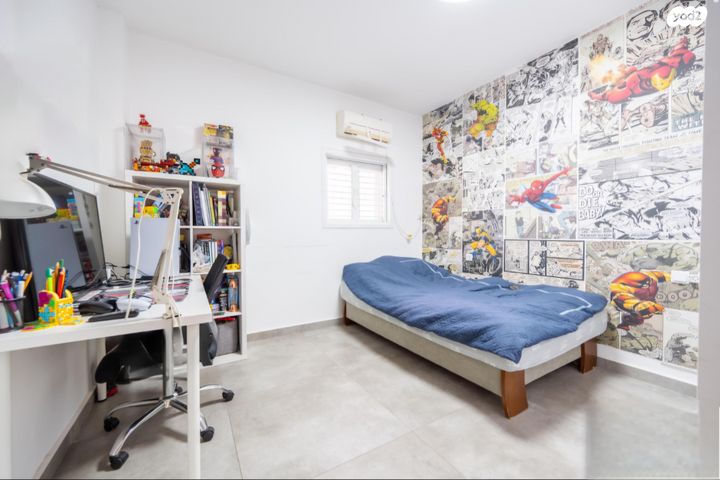 גג/ פנטהאוז, הנשיאים 5, כפר גנים א, פתח תקווה