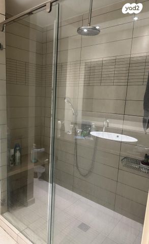 גג/ פנטהאוז, חנקין 10, ראשונים, ראשון לציון