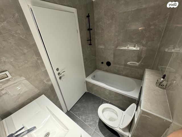 דירה, האצ"ל 1, רובע א', אשדוד