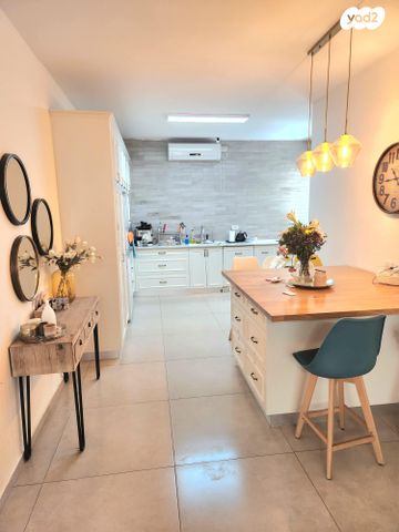 דירה, אוסישקין 13, אגרובנק, חולון