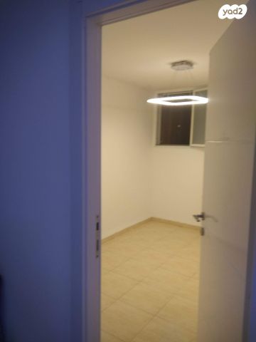 דופלקס, שטרית 46, שיכון ב, טבריה