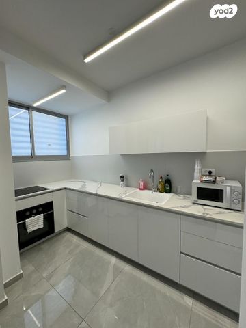 דירה, האצ"ל 1, רובע א', אשדוד