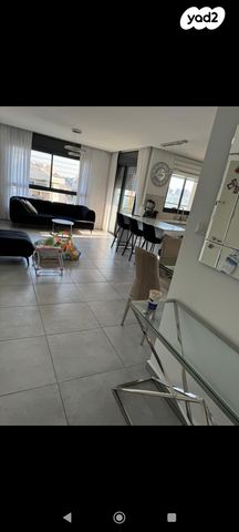 דירה, יונה ואליעזר נלקין 2, כפר סבא הירוקה, כפר סבא