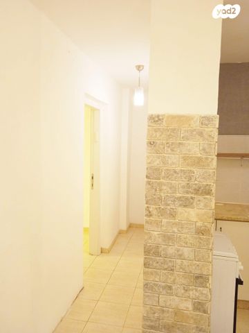 דופלקס, שטרית 46, שיכון ב, טבריה