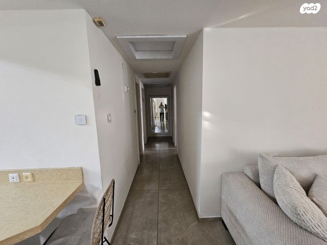 גג/ פנטהאוז, יפה אברהם 14, קרית רבין, חולון