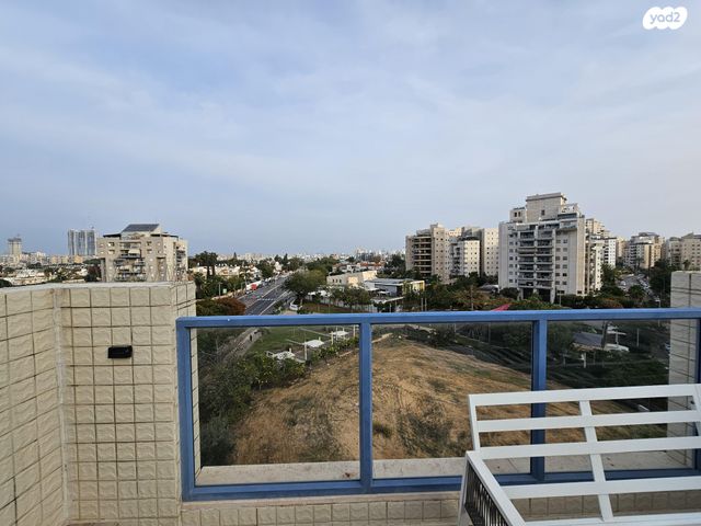 גג/ פנטהאוז, יפה אברהם 14, קרית רבין, חולון
