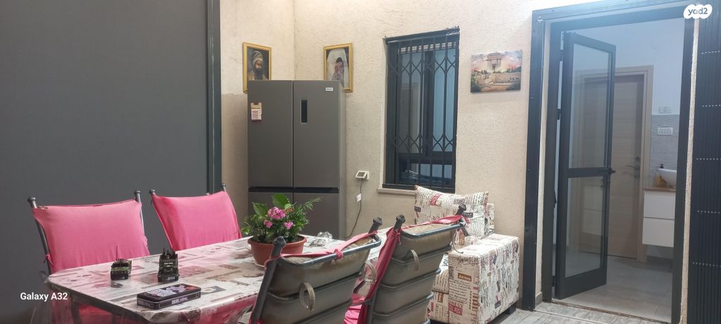 דירת גן, מעלה הבנים 27, שכונה ותיקה - מרכז העיר, מעלות תרשיחא