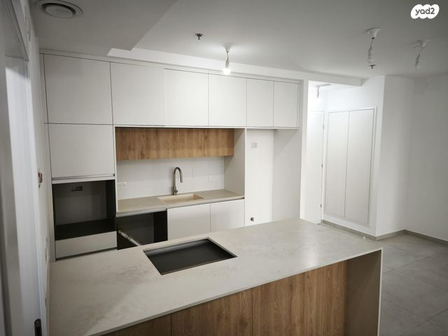 דירה, תוצרת הארץ 5, נחלת יצחק, תל אביב יפו