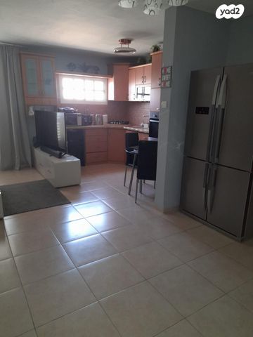 יצחק בן צבי 26