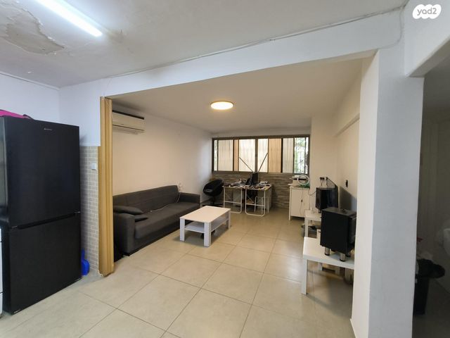 המלך יהואש 27