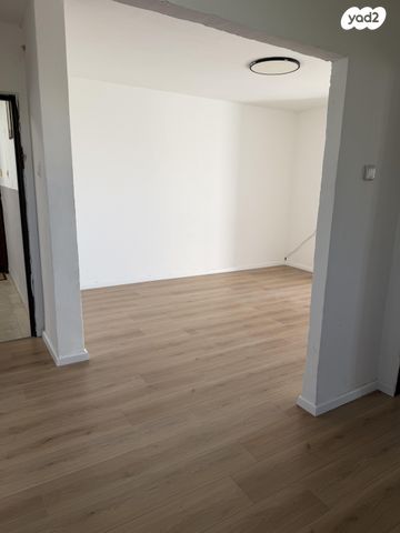 שדרות יוספטל 115