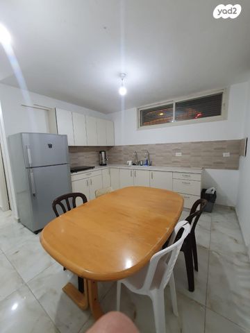 חיים עוזר 45