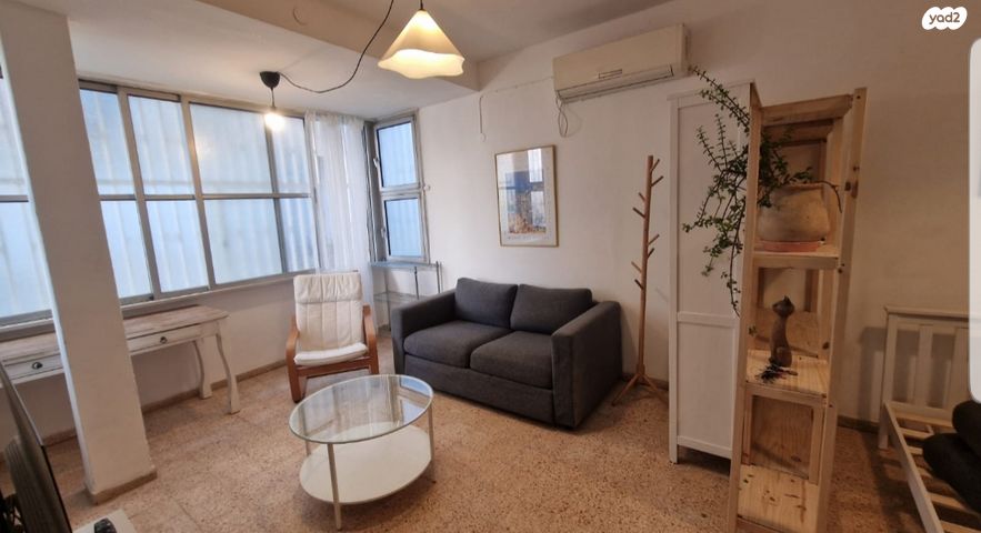 חומה ומגדל 48