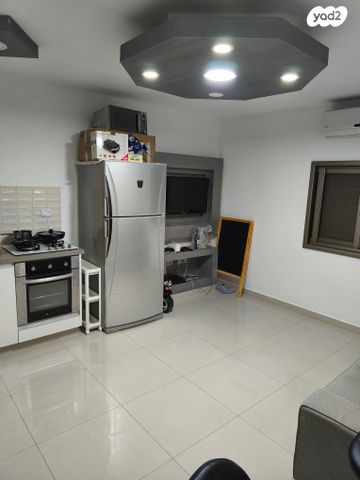 דירה, שדרות בנימין 12, מרכז העיר דרום, נתניה