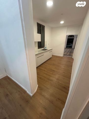 דירה, הגנים 38, המושבה הגרמנית, חיפה