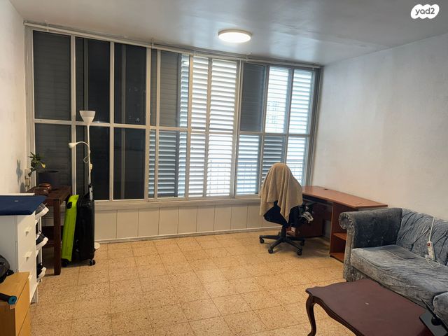 דירה, פתח תקווה 10, מרכז, קרית עבודה, חולון