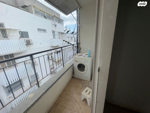 דירה, פתח תקווה 10, מרכז, קרית עבודה, חולון