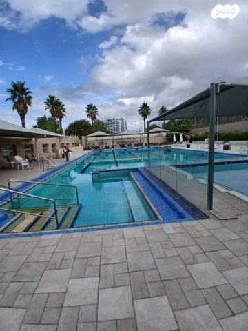 תיירות ונופש, השונית 10, מרינה, הרצליה