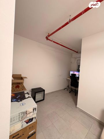 מחסן, רועי קליין 11, נווה שמיר רמת בית שמש ה-1, בית שמש