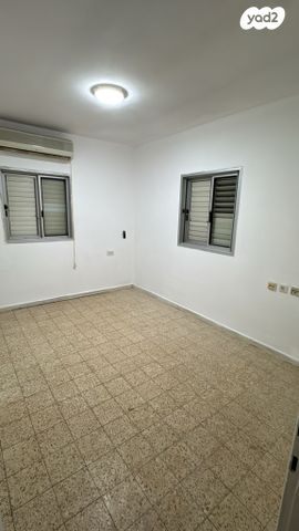 גג/ פנטהאוז, הגר"א 15, רמת חן ובן ציון, נתניה