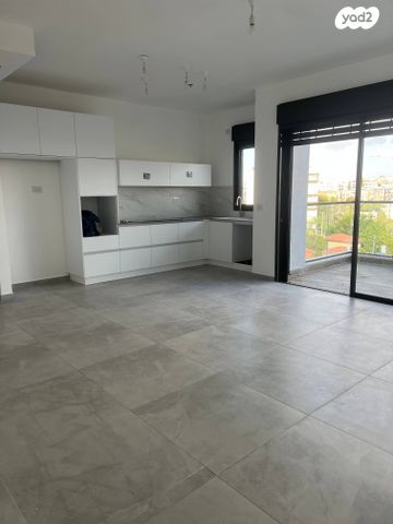 דירה, יוסף קלוזנר 7, רביבים, גני ראשון, ראשון לציון