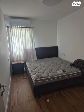 דירה, מעלה הבנים 4, שכונה ותיקה - מרכז העיר, מעלות תרשיחא