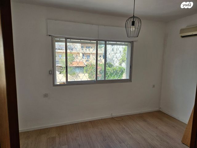 גג/ פנטהאוז, רענן 19, כבירים, חיפה