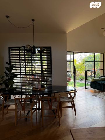 בית פרטי/ קוטג', נתיב העשרה 1, נתיב העשרה, נתיב העשרה