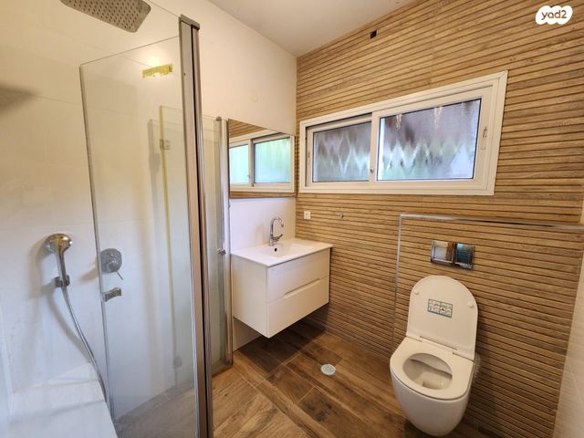 דו משפחתי, פינס 66, גבעת העיריות, גדרה