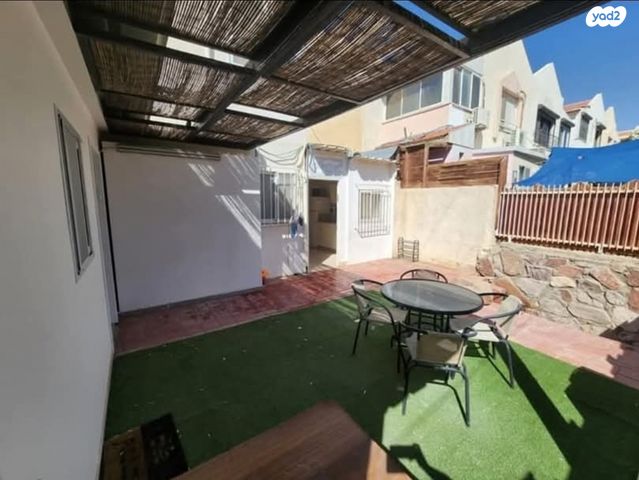 יחידת דיור, המלך אחז 4, אופיר, אילת