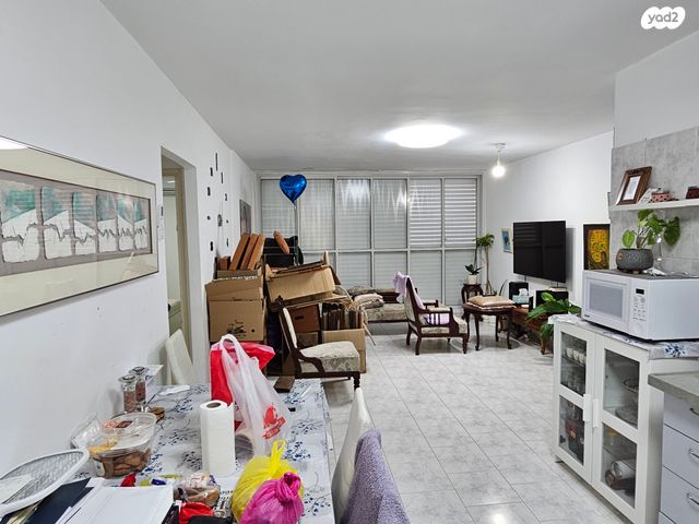 יציאת אירופה 13