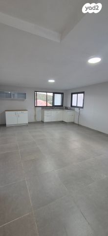 דירה, ספיר 9, יקיר, יקיר