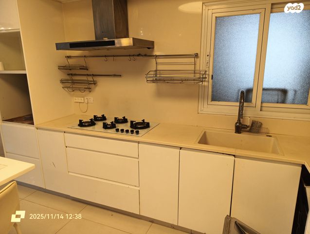 דירה, יגאל אלון 39, סביוני הכרמל, חיפה