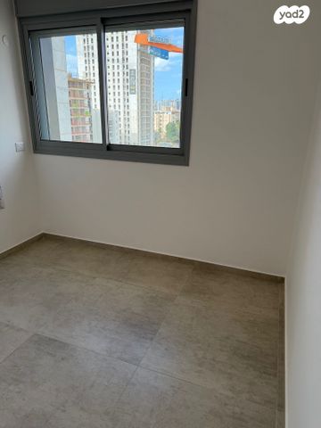 דירה, ש"י עגנון 1, שיכון רסקו, קרית אונו