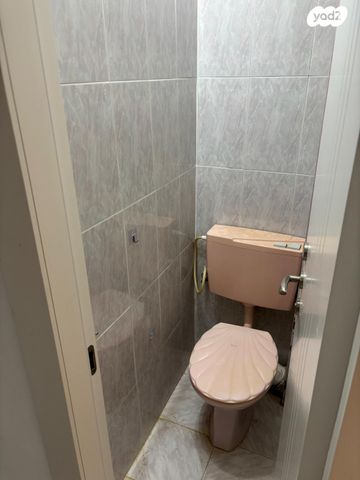 דירה, אבן עזרא 89, שכונה ד', באר שבע