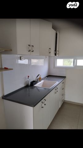 דירה, הפלמ"ח 643, אלי כהן, ירוחם