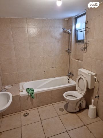 יחידת דיור, עוזיאל 34, השכונה הוותיקה, גבעת שמואל