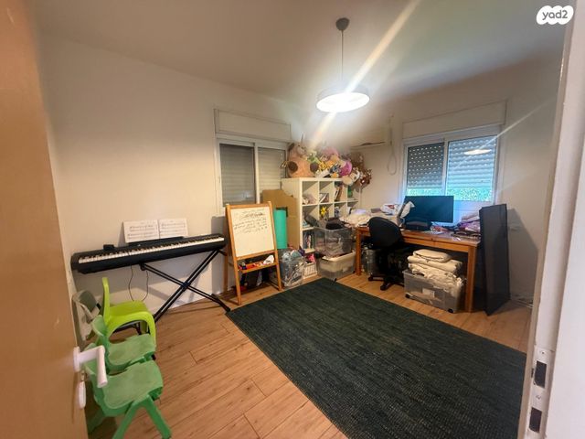 בית פרטי/ קוטג', האורן 1, בית חרות, בית חרות