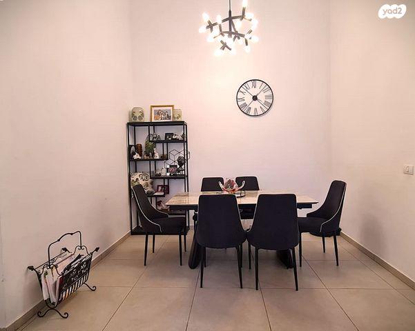 דירת גן, דליה רביקוביץ' 7, פסגות אפק, ראש העין