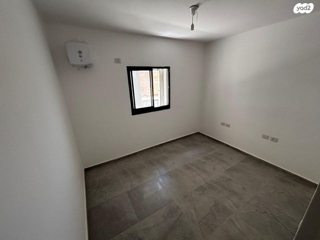 דירה, סיוון 10, נווה שמיר רמת בית שמש ה-1, בית שמש