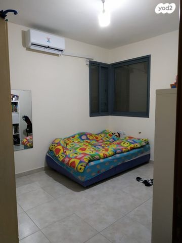 יחידת דיור, מנחם עמוסי 10, אביב, ראש העין