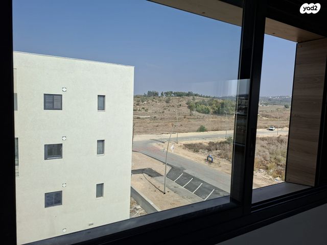 דירה, אלה 1, בת חפר, בת חפר