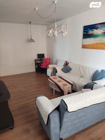 דירה, הפודים 31, נחלת גנים, רמת גן