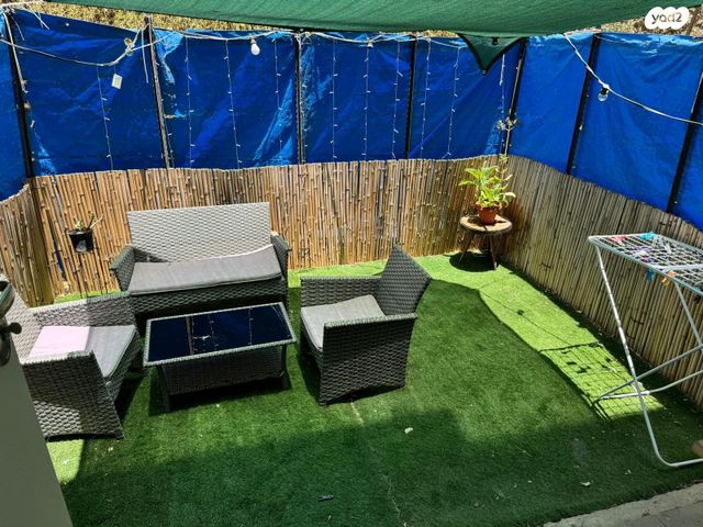 שמעון בר גיורא 24