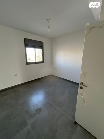 דירה, פנחס רוטנברג 7, נגבה, רמת גן