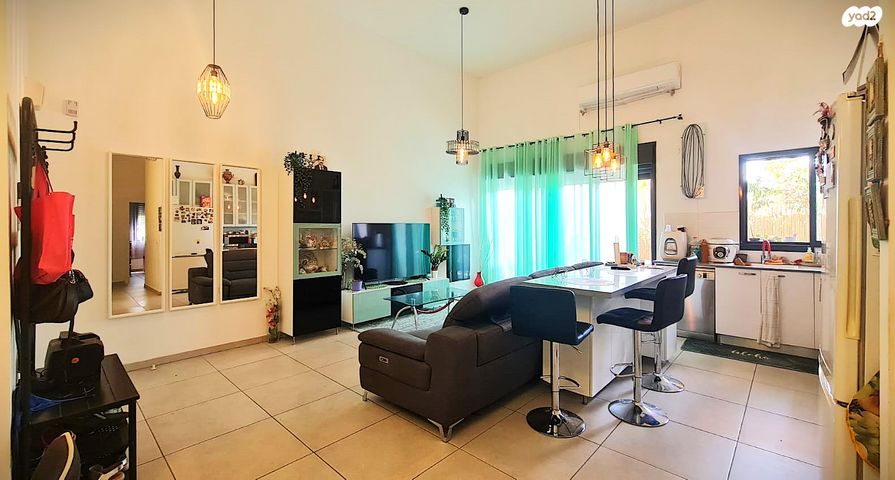 דירת גן, דליה רביקוביץ' 7, פסגות אפק, ראש העין