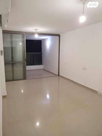 דירה, בורוכוב 12, רמת ורבר, פתח תקווה