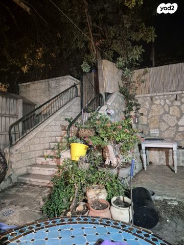 דו משפחתי, בורוכוב 60, קרית היובל, ירושלים