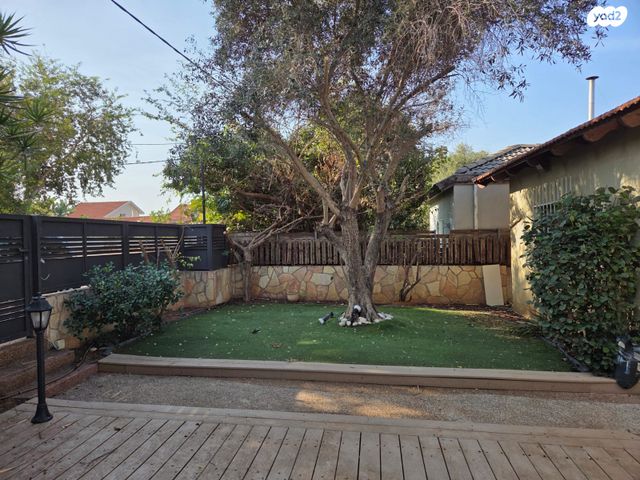 בית פרטי/ קוטג', ההדס 45, חרוצים, חרוצים