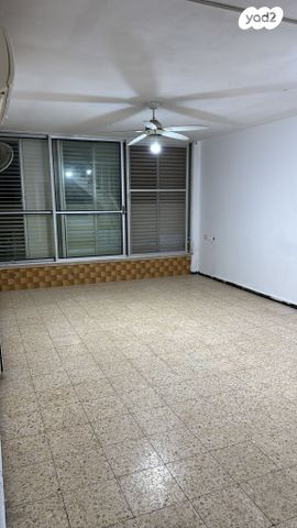 גג/ פנטהאוז, הגר"א 15, רמת חן ובן ציון, נתניה